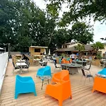 مكان تخييم Mobil Avec Terrasse - 4 Pers. - Api-1-52-2027 *
