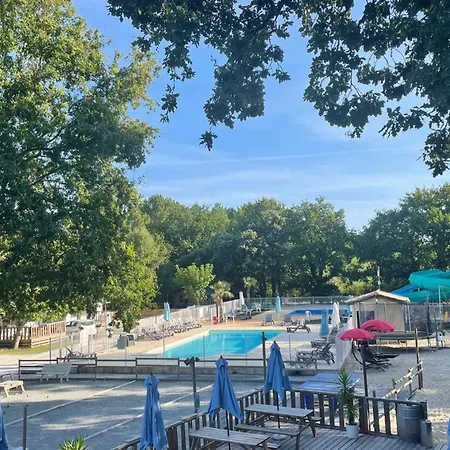 Parque de Campismo Mobil Avec Terrasse - 4 Pers. - Api-1-52-2027 *