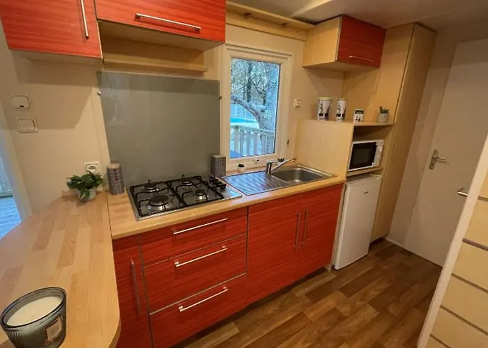 Campsite Mobil Avec Terrasse - 4 Pers. - Api-1-52-2027
