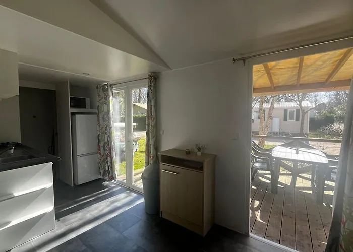 Mobil Avec Terrasse - 4 Pers. - Api-1-52-2027 Campsite *