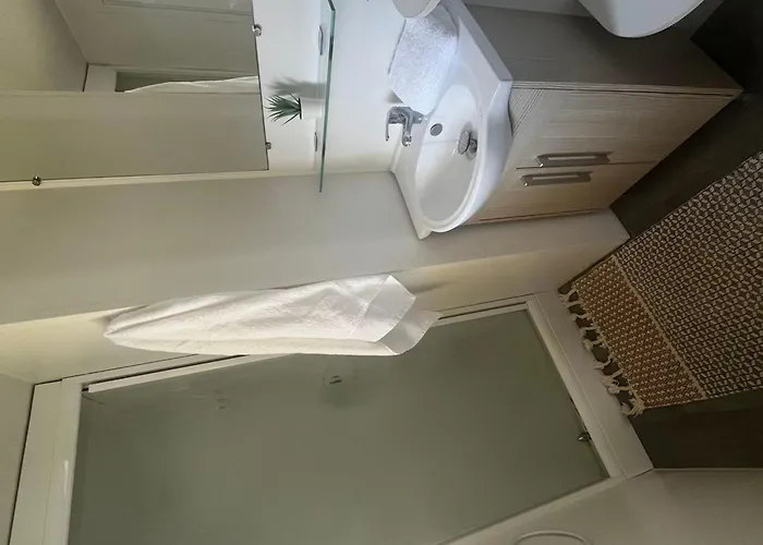 Mobil Avec Terrasse - 4 Pers. - Api-1-52-2027 Grayan-et-l'Hopital