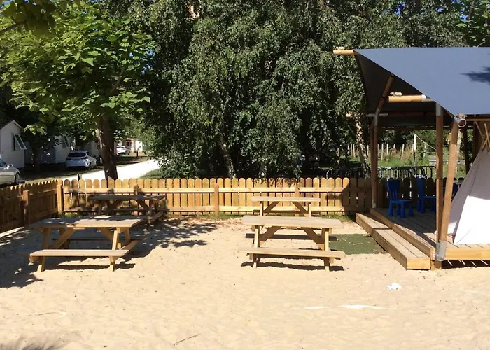 Campsite Mobil Avec Terrasse - 4 Pers. - Api-1-52-2027